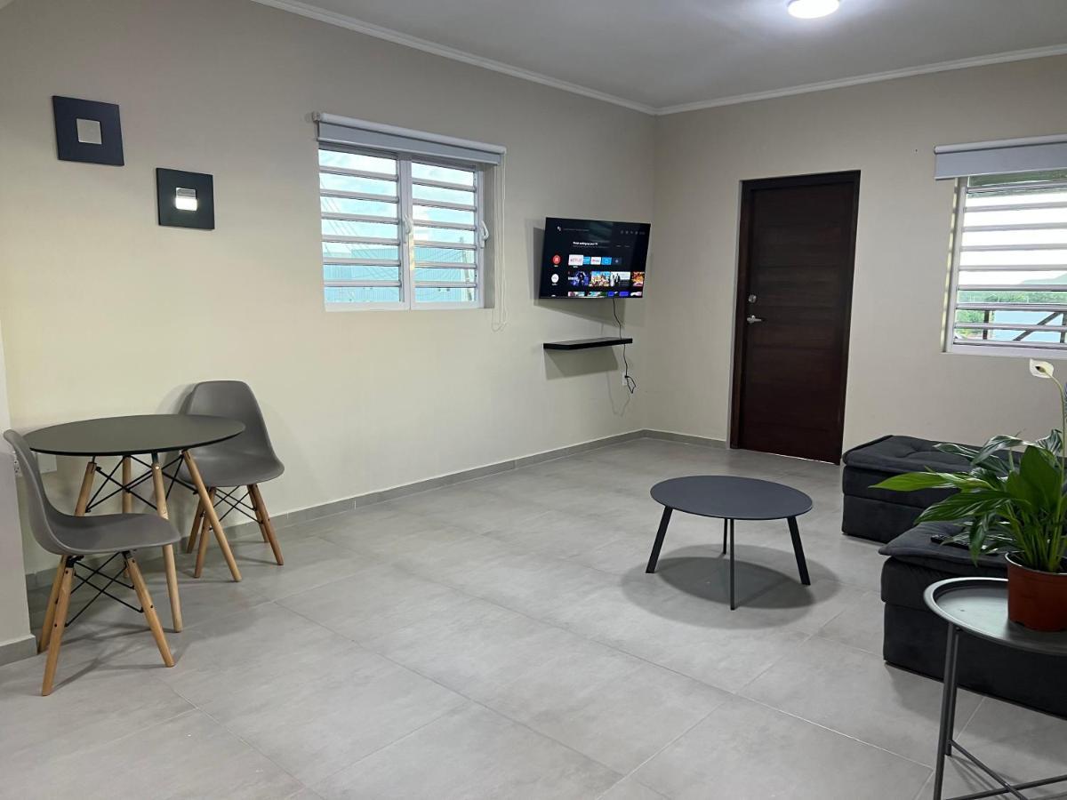 Cataleya Apartments Near Airport Willemstad Esterno foto